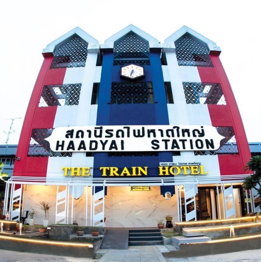 The Train Hotel Hatyai Хатъяй Экстерьер фото